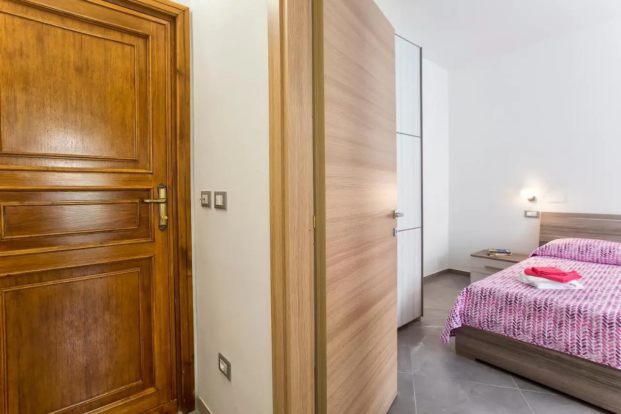 Nonna Adelina Apartments & Rooms Alguer